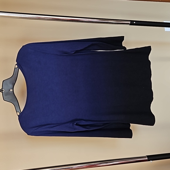 Ann Taylor 3/4 Sleeve Top - Picture 4 of 5